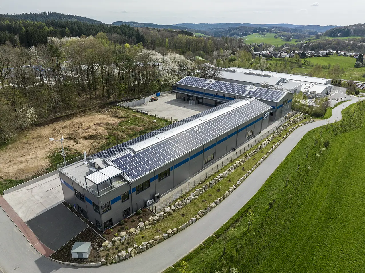 Photovoltaikanlage auf einem Gewerbegebäude